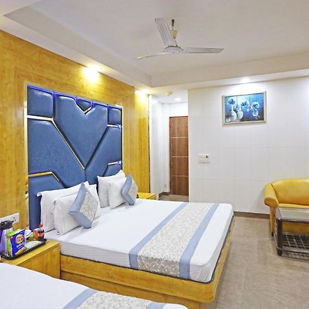 Hotel Preet Palace -5 Mints Walk From Nizamuddin Railway Station Нью-Делі Екстер'єр фото