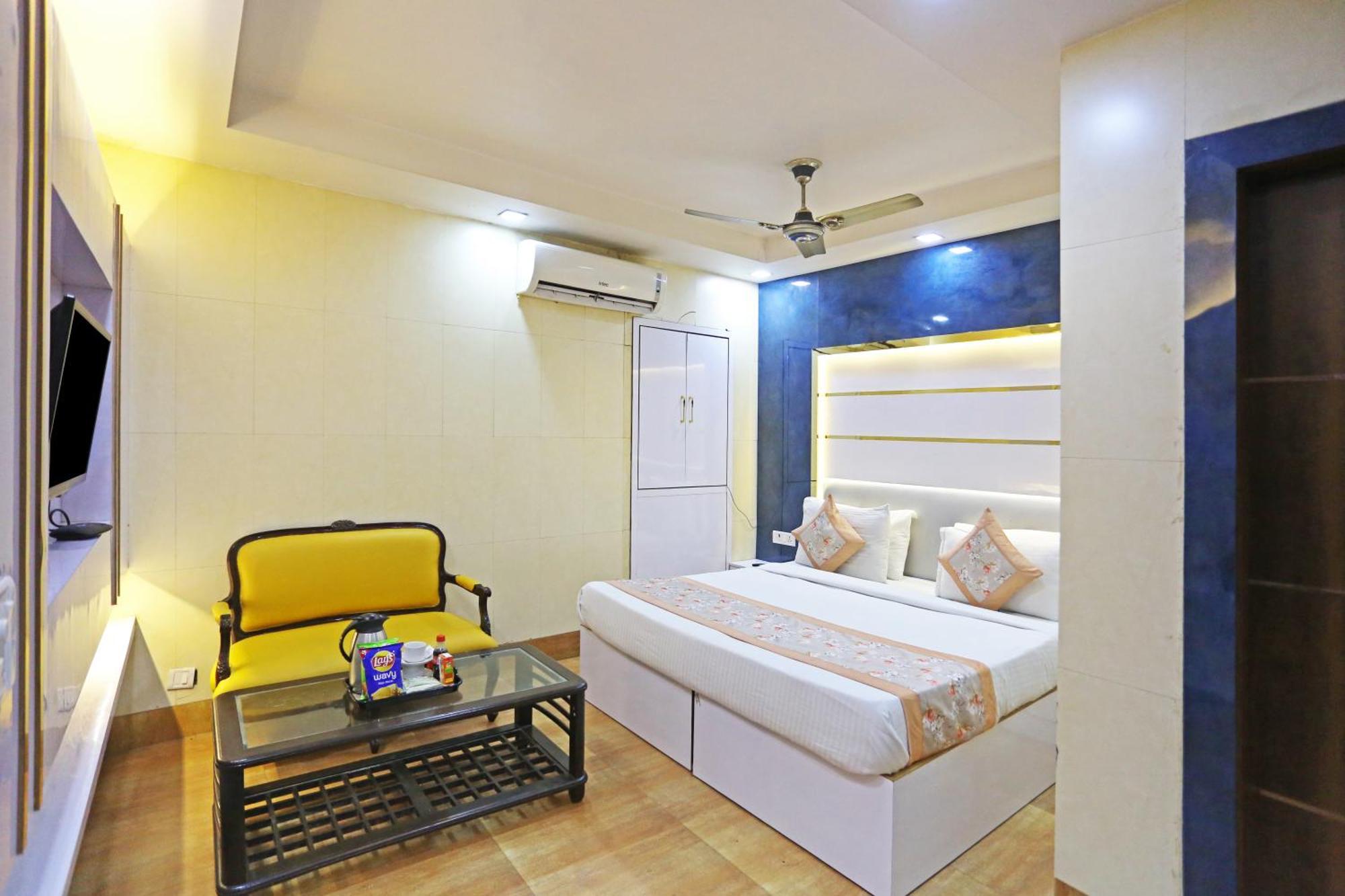Hotel Preet Palace -5 Mints Walk From Nizamuddin Railway Station Нью-Делі Екстер'єр фото