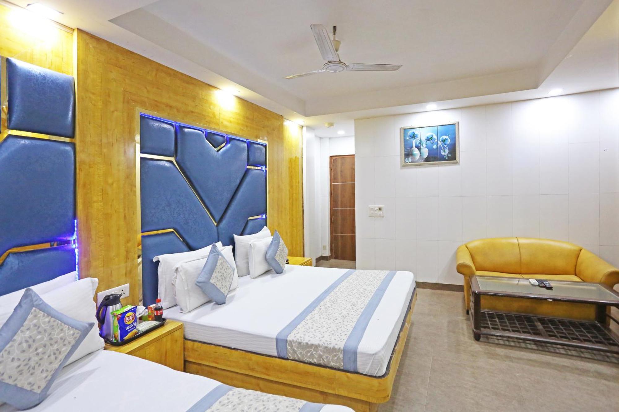 Hotel Preet Palace -5 Mints Walk From Nizamuddin Railway Station Нью-Делі Екстер'єр фото